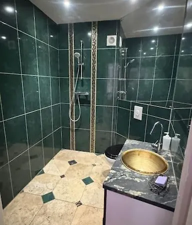 Appartement Le Petit Riad,climatisée,proche Fréjus