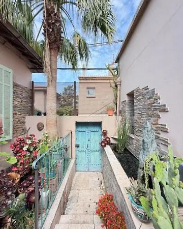 Le Petit Riad,climatisee,proche Fréjus